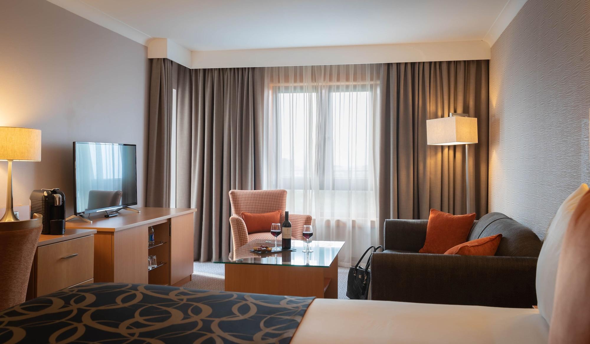 Clayton Hotel Leopardstown Exteriör bild
