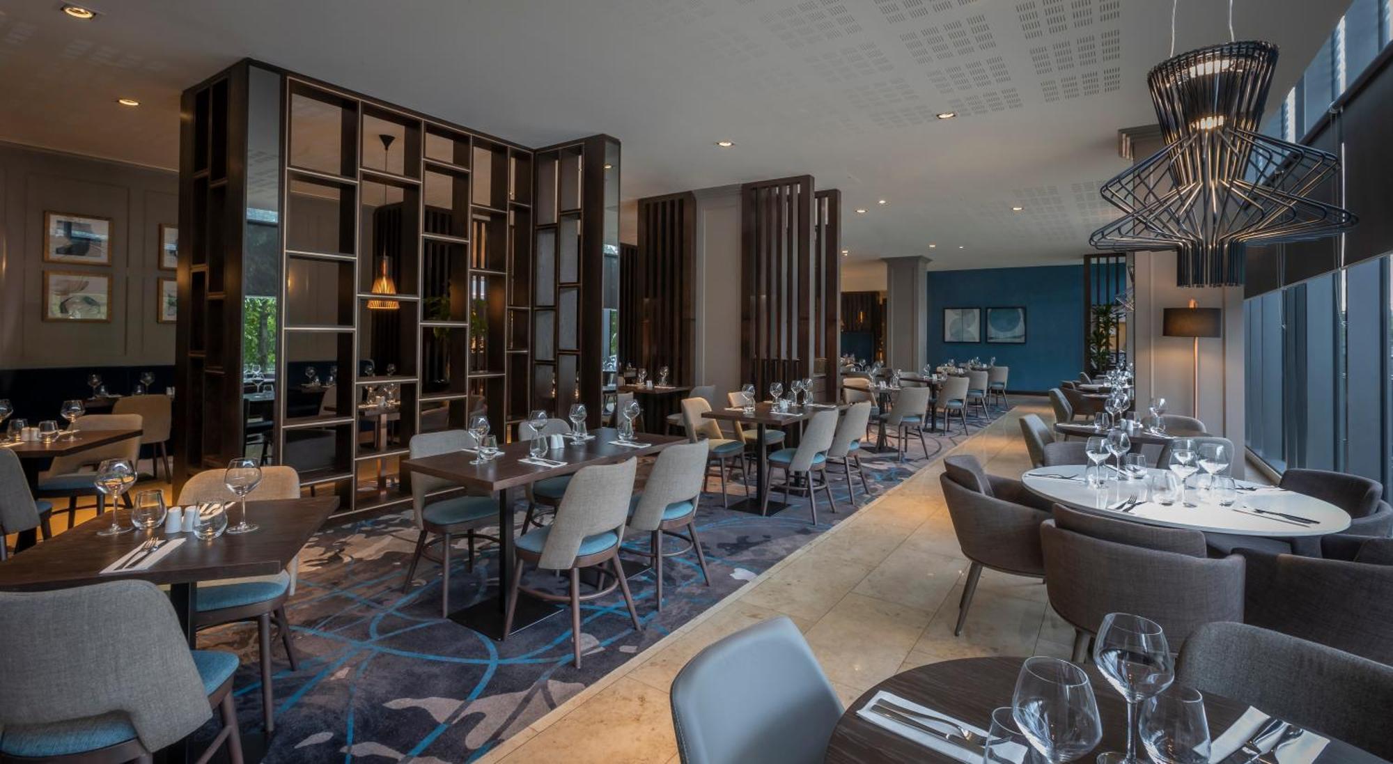 Clayton Hotel Leopardstown Exteriör bild